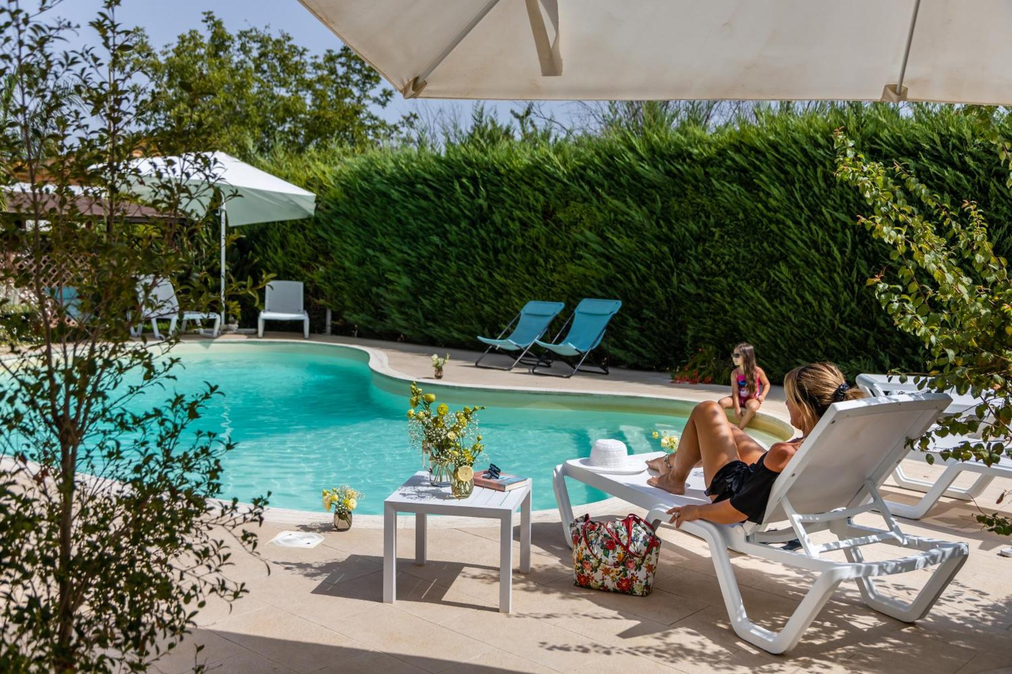 توليي La Collina Di Montegrappa - Suites With Heated Private Pool - Suites With Shared Pool المظهر الخارجي الصورة