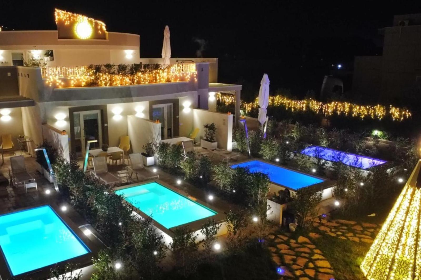 توليي La Collina Di Montegrappa - Suites With Heated Private Pool - Suites With Shared Pool المظهر الخارجي الصورة