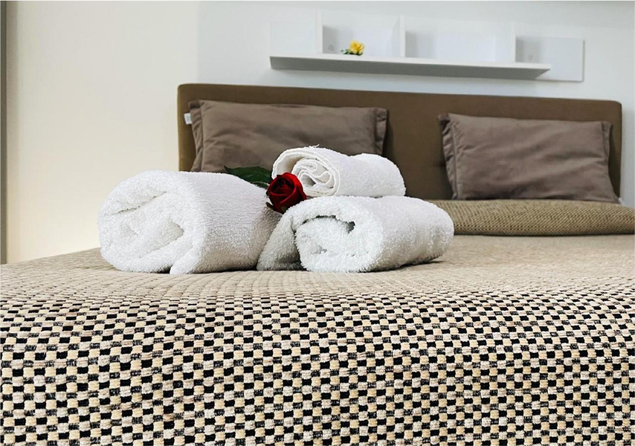 توليي La Collina Di Montegrappa - Suites With Heated Private Pool - Suites With Shared Pool المظهر الخارجي الصورة